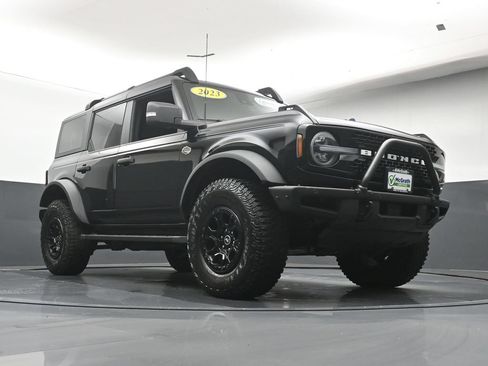 Used 2023 Ford Bronco Wildtrak AWD/4WD image 27