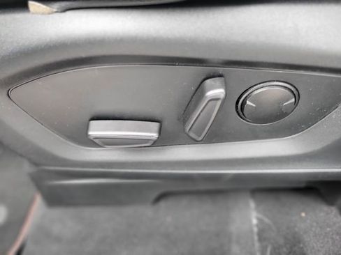 Used 2022 Ford Explorer ST image 29