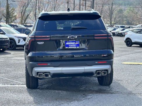 New 2026 Chevrolet Traverse Z71 w/ Enhanced Driving Package image 4