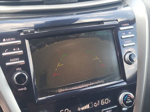 Used 2023 Nissan Murano SV AWD/4WD image 18