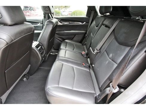 Used 2023 Cadillac XT5 Premium Luxury FWD image 7