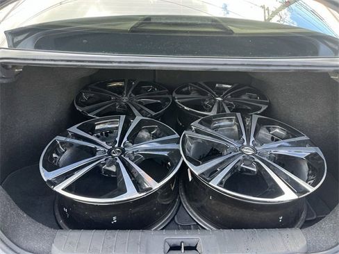 Used 2020 Nissan Sentra SR image 22