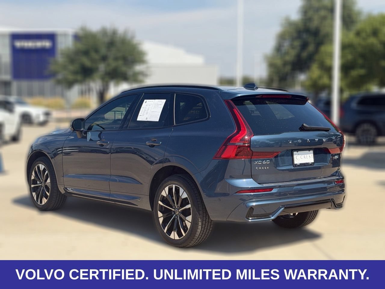 Certified 2026 Volvo XC60 B5 Plus AWD/4WD image 5