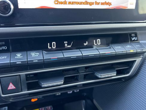 Used 2025 Toyota Camry SE FWD image 28