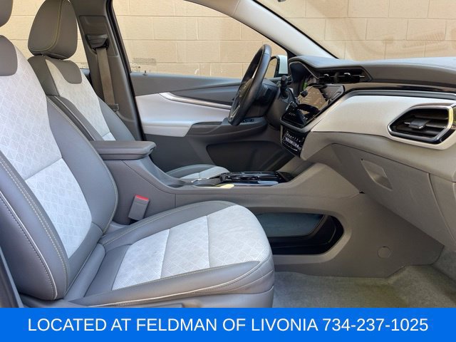 Used 2023 Chevrolet Bolt EUV Premier w/ Super Cruise Package FWD image 28