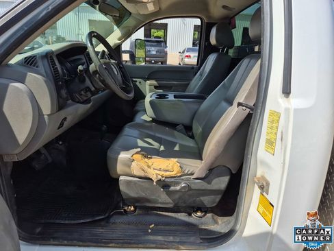 Used 2011 Chevrolet Silverado 3500 W/T w/ Snow Plow Prep Package AWD/4WD image 9