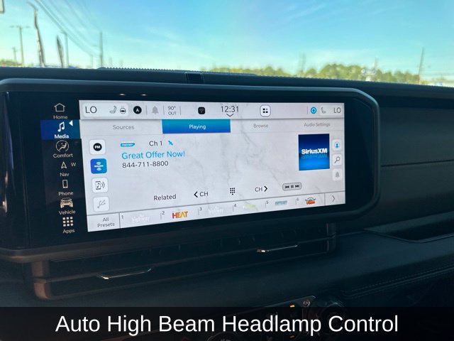 Used 2025 Jeep Gladiator Mojave AWD/4WD image 24