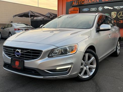 Used 2016 Volvo V60 T5 Platinum AWD/4WD image 6