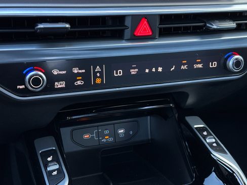 New 2025 Kia Sorento SX Prestige image 23