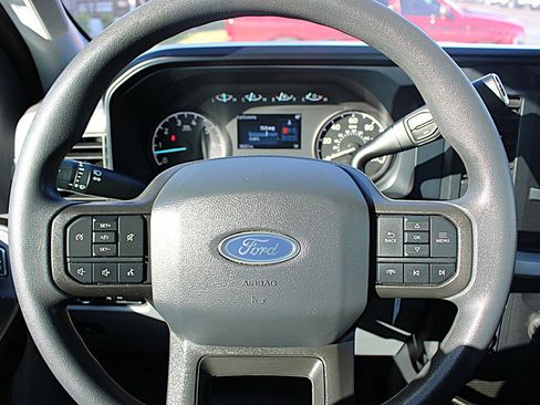 Used 2024 Ford F350 XL w/ FX4 Off-Road Package image 18