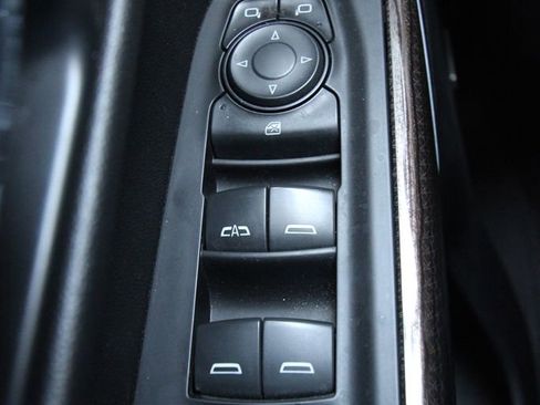 Used 2021 Chevrolet Silverado 1500 LT Trail Boss w/ Convenience Package II image 24