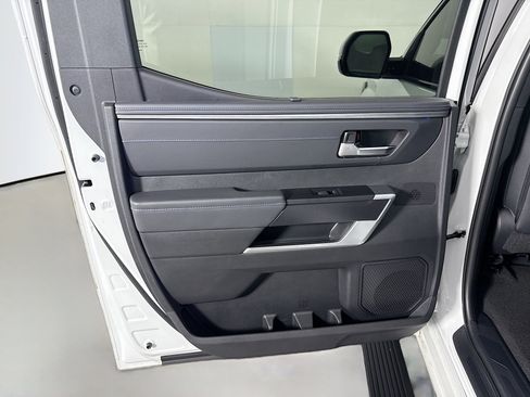 Used 2023 Toyota Tundra Platinum w/ Advanced Package image 26