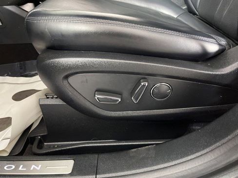 Used 2019 Lincoln Nautilus Reserve w/ Ultimate Package image 29