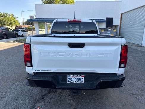 Used 2023 Chevrolet Colorado W/T w/ Advanced Trailering Package AWD/4WD image 4