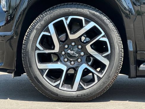 Used 2024 Chevrolet Silverado EV RST AWD/4WD image 35