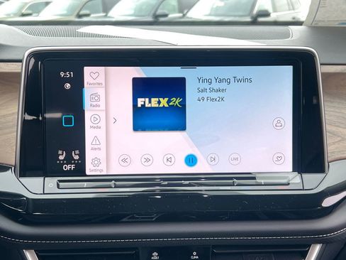 New 2026 Volkswagen Atlas SE image 22