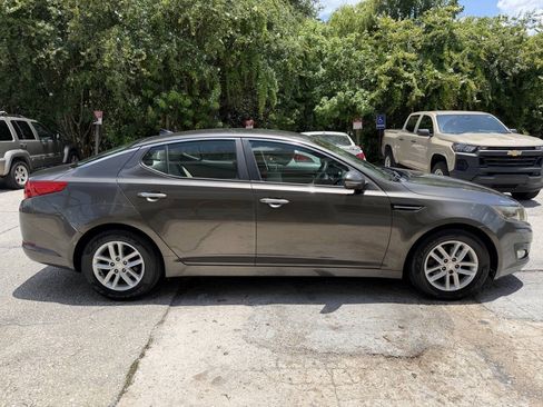 Used 2013 Kia Optima LX w/ Convenience Plus Pkg FWD image 4