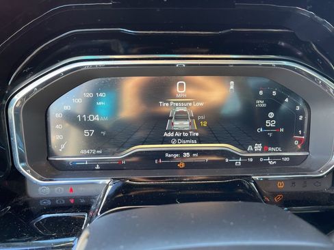 Used 2024 GMC Sierra 1500 SLE image 11