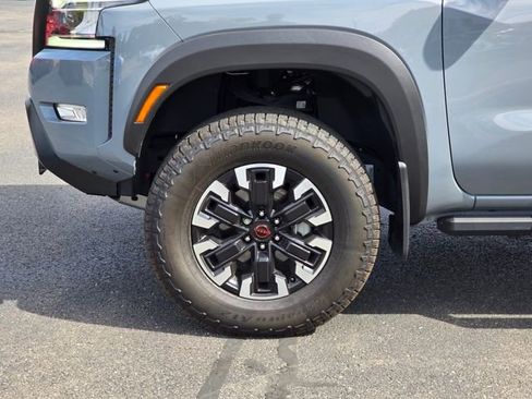 Used 2024 Nissan Frontier PRO-4X w/ Off-Road Protection Package image 14