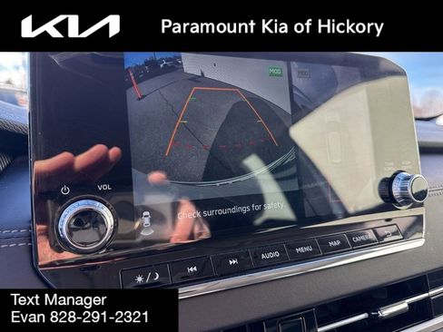 Used 2023 Mitsubishi Outlander SE image 24