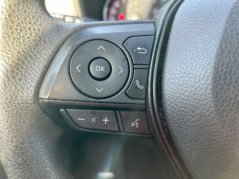 Used 2023 Toyota RAV4 XLE w/ Convenience Package FWD image 16