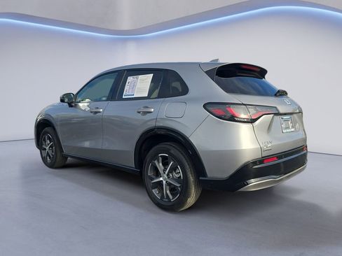 Used 2023 Honda HR-V EX-L image 3