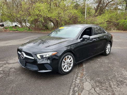 Used 2020 Mercedes-Benz A 220 4MATIC w/ Premium Package image 3