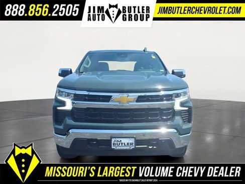 Used 2025 Chevrolet Silverado 1500 LT AWD/4WD image 24