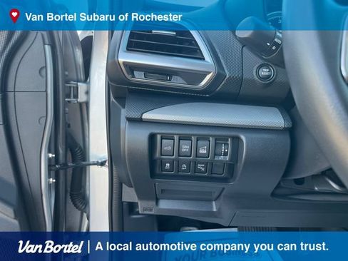 Used 2019 Subaru Forester Limited AWD/4WD image 17