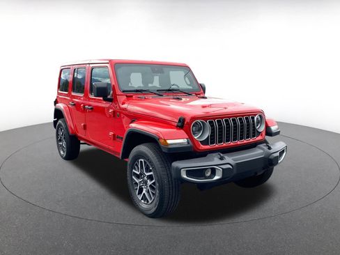 Used 2025 Jeep Wrangler Sahara image 1