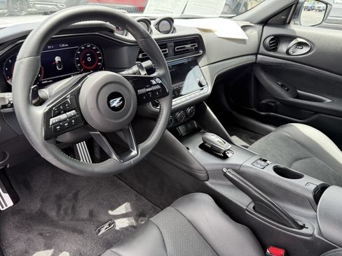 Used 2024 Nissan Z Performance w/ Floor Mat Package RWD image 12