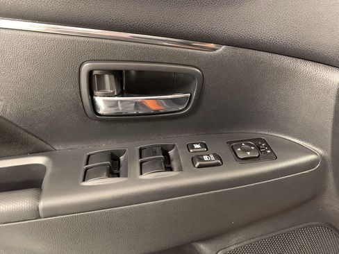 Used 2020 Mitsubishi Outlander Sport ES AWD/4WD image 11