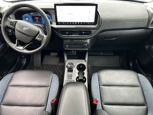 Used 2025 Ford Bronco Sport Outer Banks w/ Outer Banks Tech Package+ AWD/4WD image 21