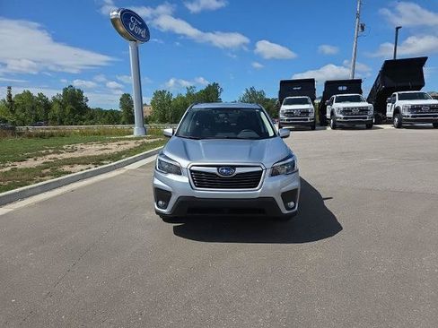 Used 2021 Subaru Forester Premium AWD/4WD image 2