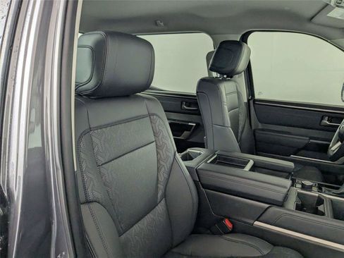 Used 2024 Toyota Tundra Limited AWD/4WD image 27