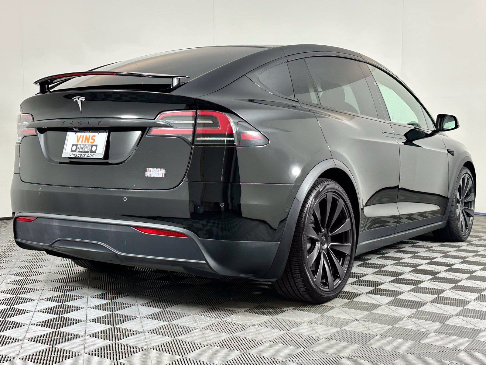Used 2022 Tesla Model X Plaid AWD/4WD image 5