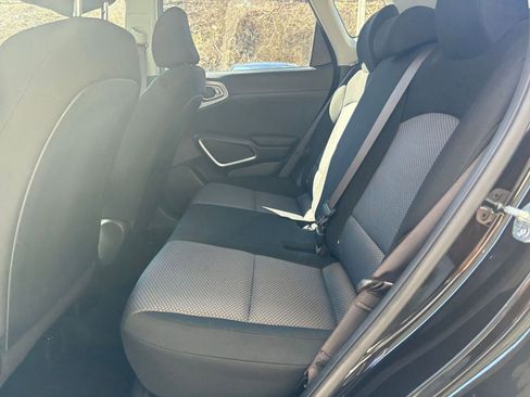 Used 2025 Kia Soul LX w/ LX Technology Package image 35