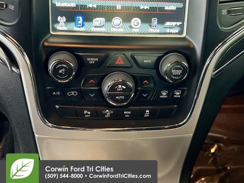 Used 2014 Jeep Grand Cherokee SRT8 w/ Luxury Group II AWD/4WD image 9