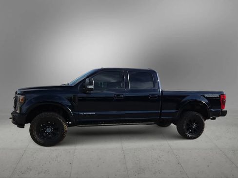 Used 2022 Ford F250 Lariat w/ Tremor Off-Road Package image 5