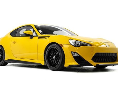 Used 2015 Scion FR-S Release Series 1.0 image 6