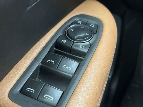 Used 2022 Cadillac XT5 Premium Luxury w/ LPO, Floor Liner Package image 25