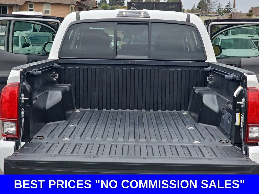 Used 2023 Toyota Tacoma SR w/ SR Convenience Package RWD image 12