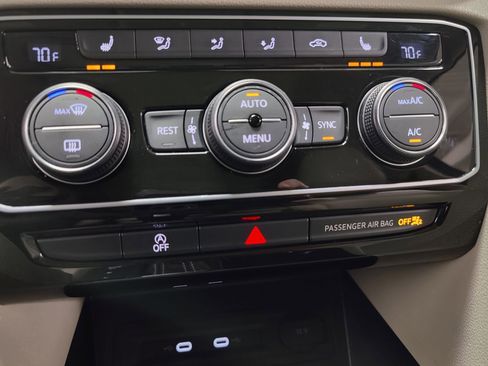 Certified 2023 Volkswagen Atlas SEL image 27