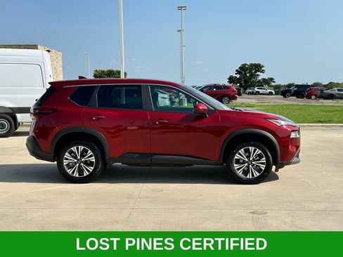 Used 2023 Nissan Rogue SV FWD image 6