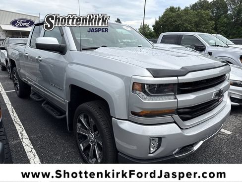 Used 2018 Chevrolet Silverado 1500 LT w/ True North Edition AWD/4WD image 1