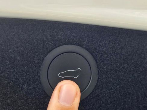 Used 2024 Tesla Model 3 RWD image 75