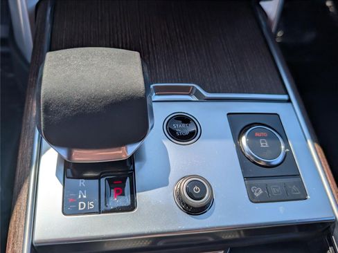 Used 2023 Land Rover Range Rover SE AWD/4WD image 24