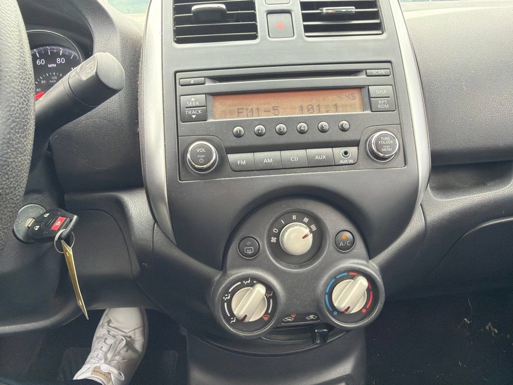 Used 2014 Nissan Versa Note SV FWD image 17