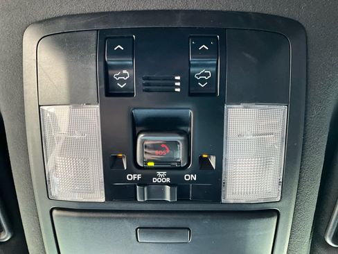 Used 2023 Lexus GX 460 Premium AWD/4WD image 22