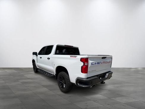 Used 2019 Chevrolet Silverado 1500 LT Trail Boss w/ Convenience Package AWD/4WD image 4
